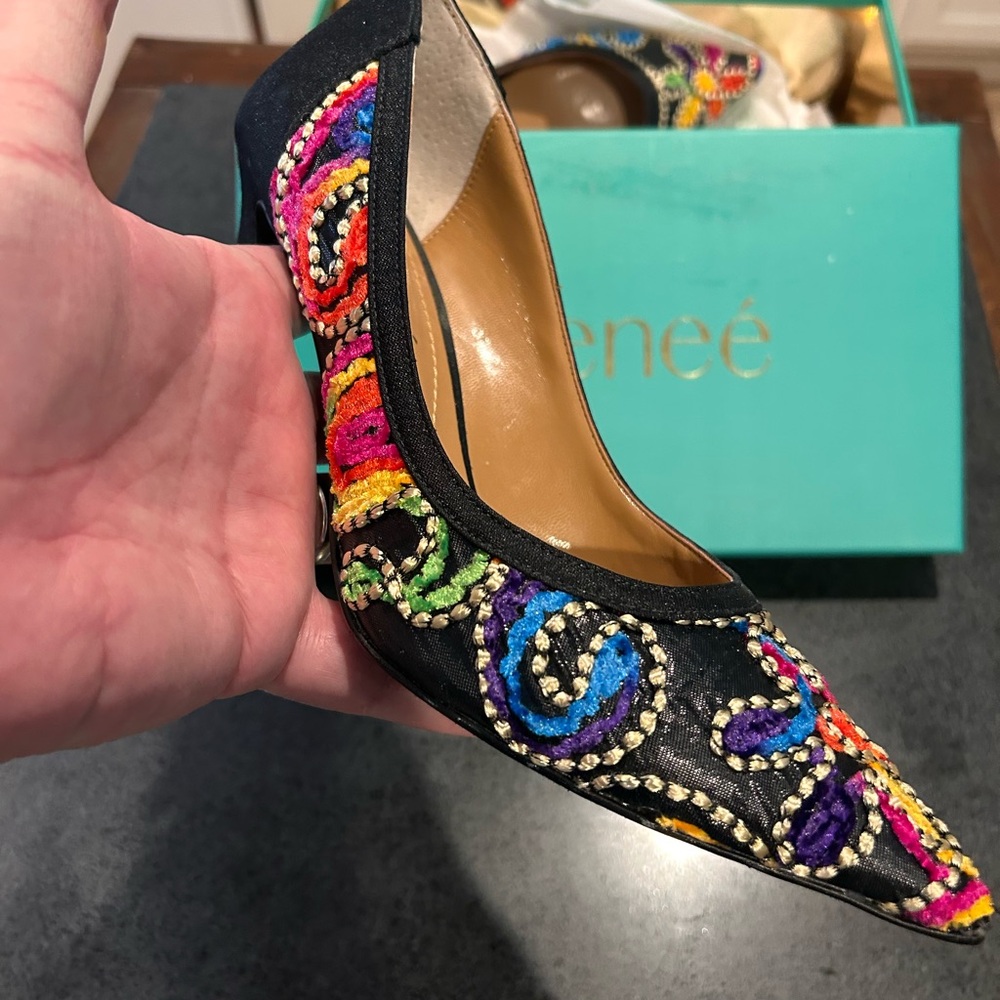 J.Renee Black Pumps with Multicolor Embroidery